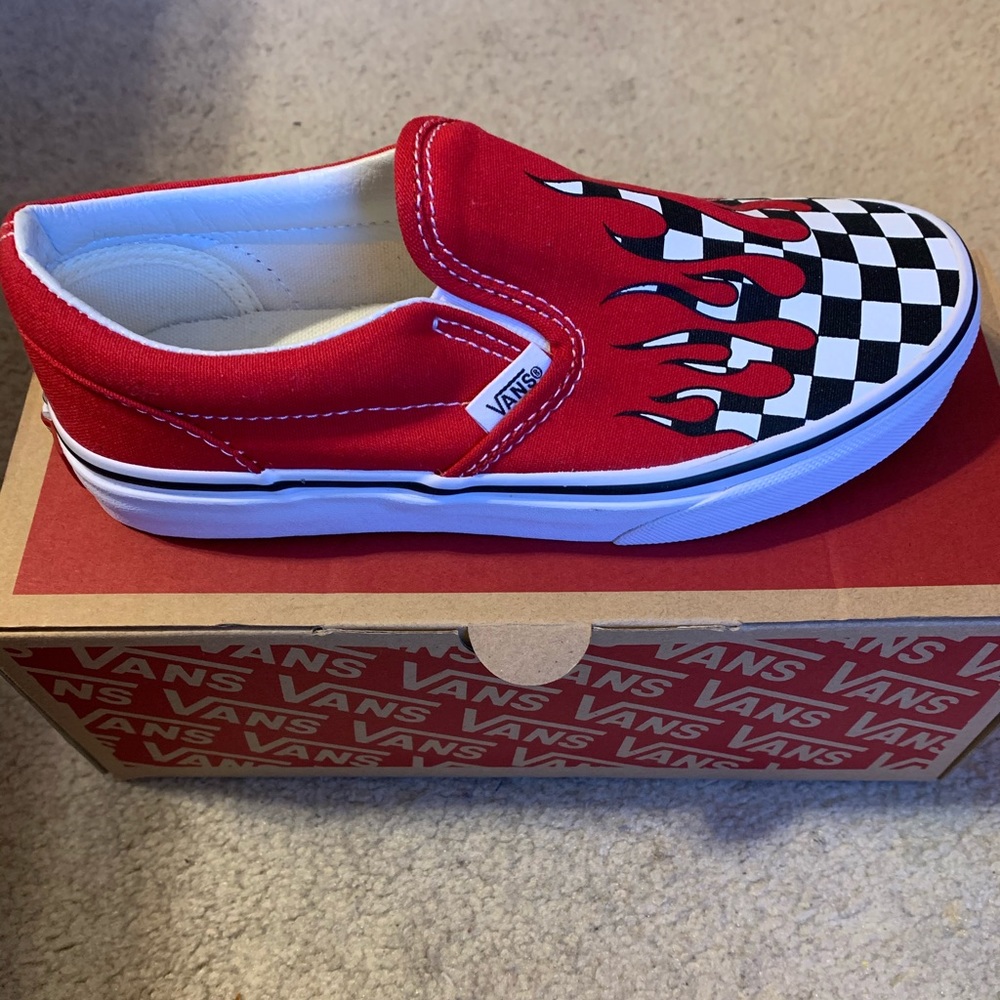 Boys shoes